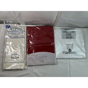 Lot Of 3 Tablecloth White & Red Heavy Duty‎ Plastic Round & Rectangle